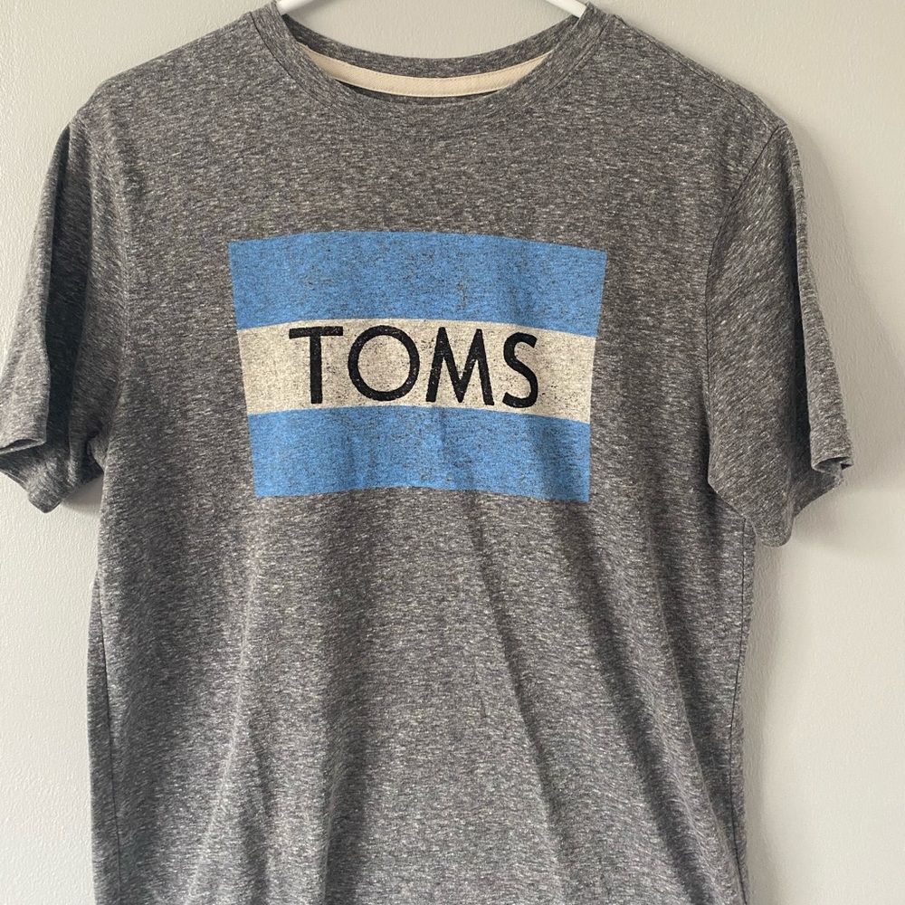 Grey toms shirt